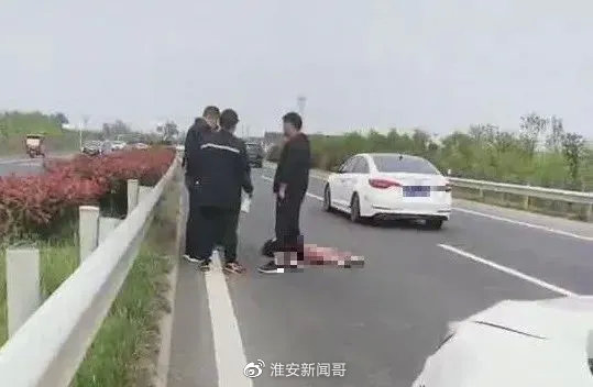 667cf8b1ly4gq7n2oyzrhj20ez09saa7.jpg 667cf8b1ly4gq7n2oyzrhj20ez09saa7.jpg
