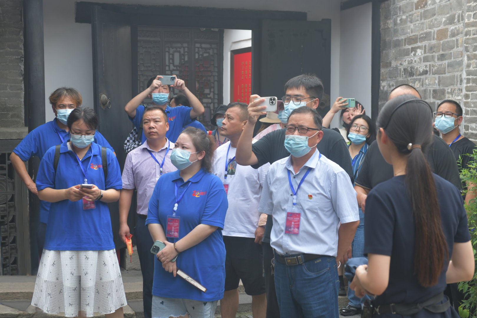 2-220R0111AH42.jpg 2-220R0111AH42.jpg