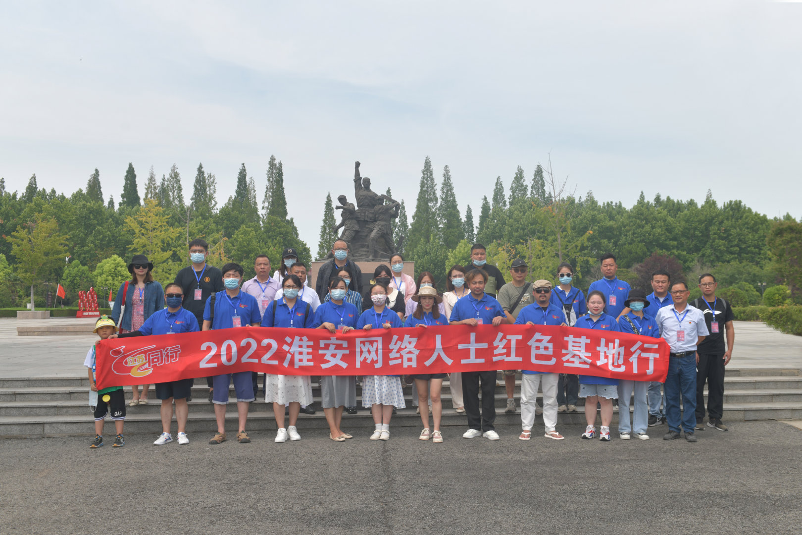 2-220R011152O12.jpg 2-220R011152O12.jpg