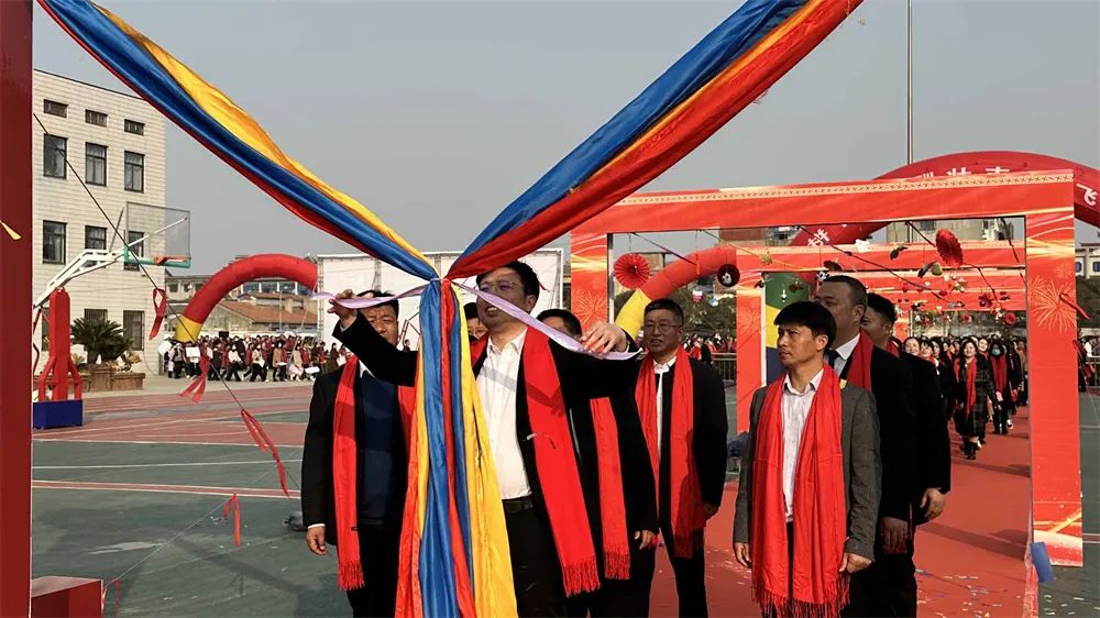 2-23030G112511A.jpg